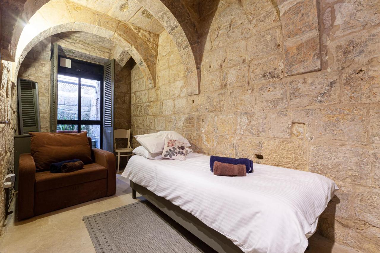 Вілла Brg34 - Historical Vittoriosa Townhouse Екстер'єр фото